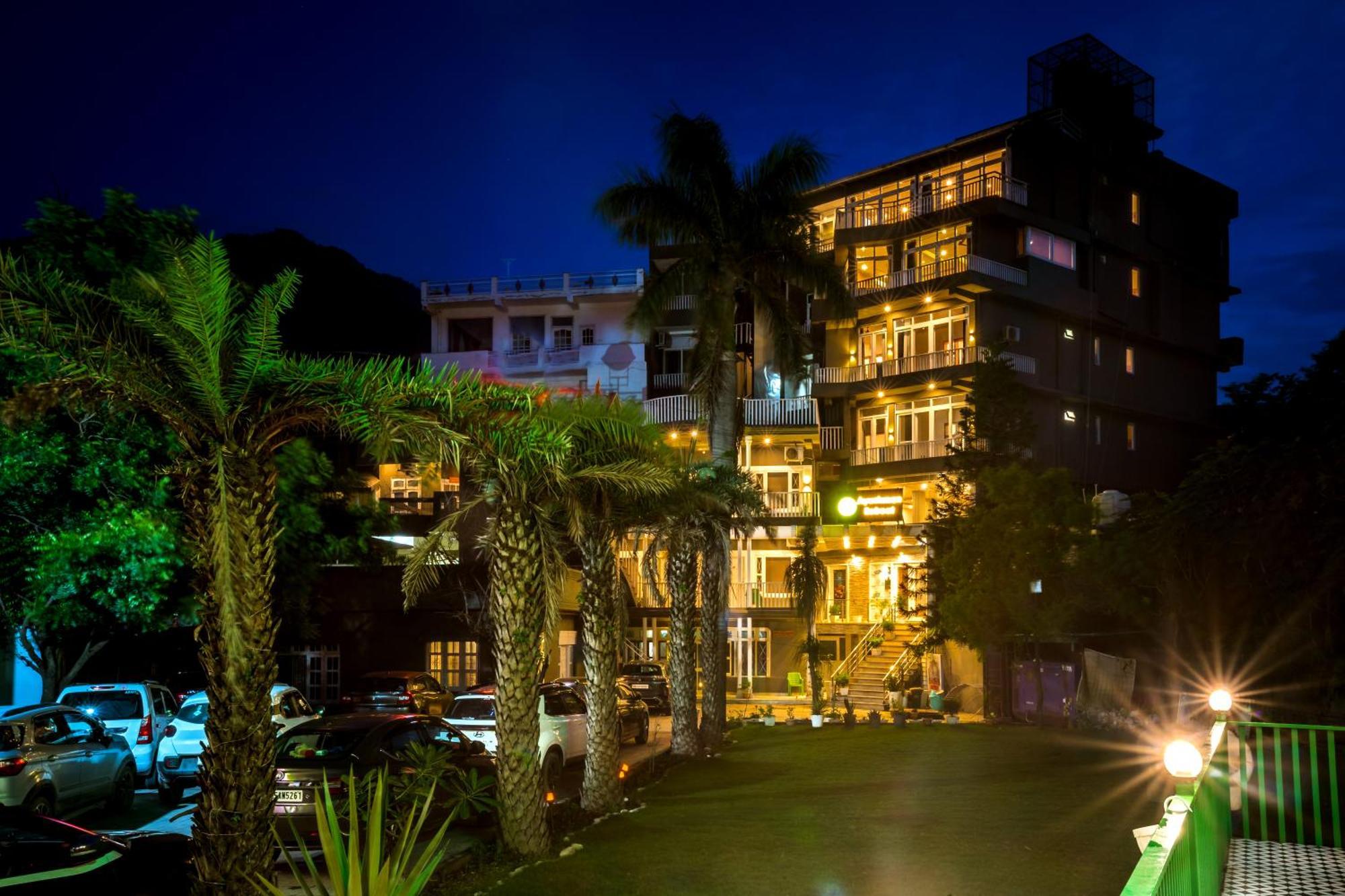 Tripli Hotels Ayushman Retreat Rishīkesh Exterior foto